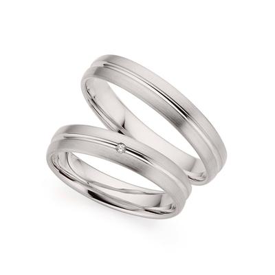 Trauring PHÖNIX "Schmuck Geschenk Gold 333 Trauring Ehering LIEBE versch. Varianten" Gr. 62, weiß (weißgoldfarben), Fingerringe, 62, ohne Brillant, Weißgold 333, 4,0mm, Made in Germany, wahlweise mit oder ohne Brillant Image