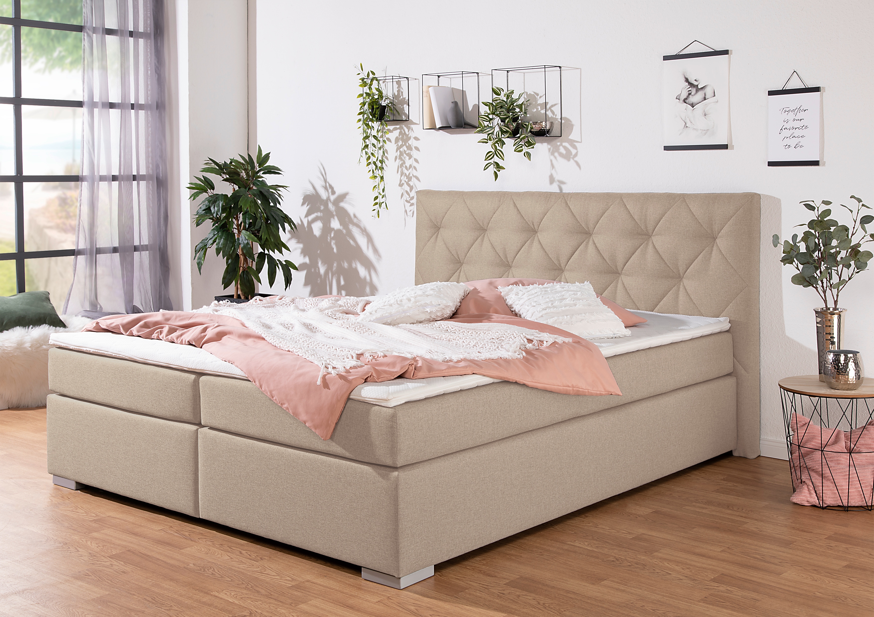 Boxbett INOSIGN "Tynan", beige (beige, creme), B:194cm L:210cm, Komplettbetten, Boxspringbett, wahlweise mit Bettkasten, in H2, H3 & H4 erhältilich, Topseller Image