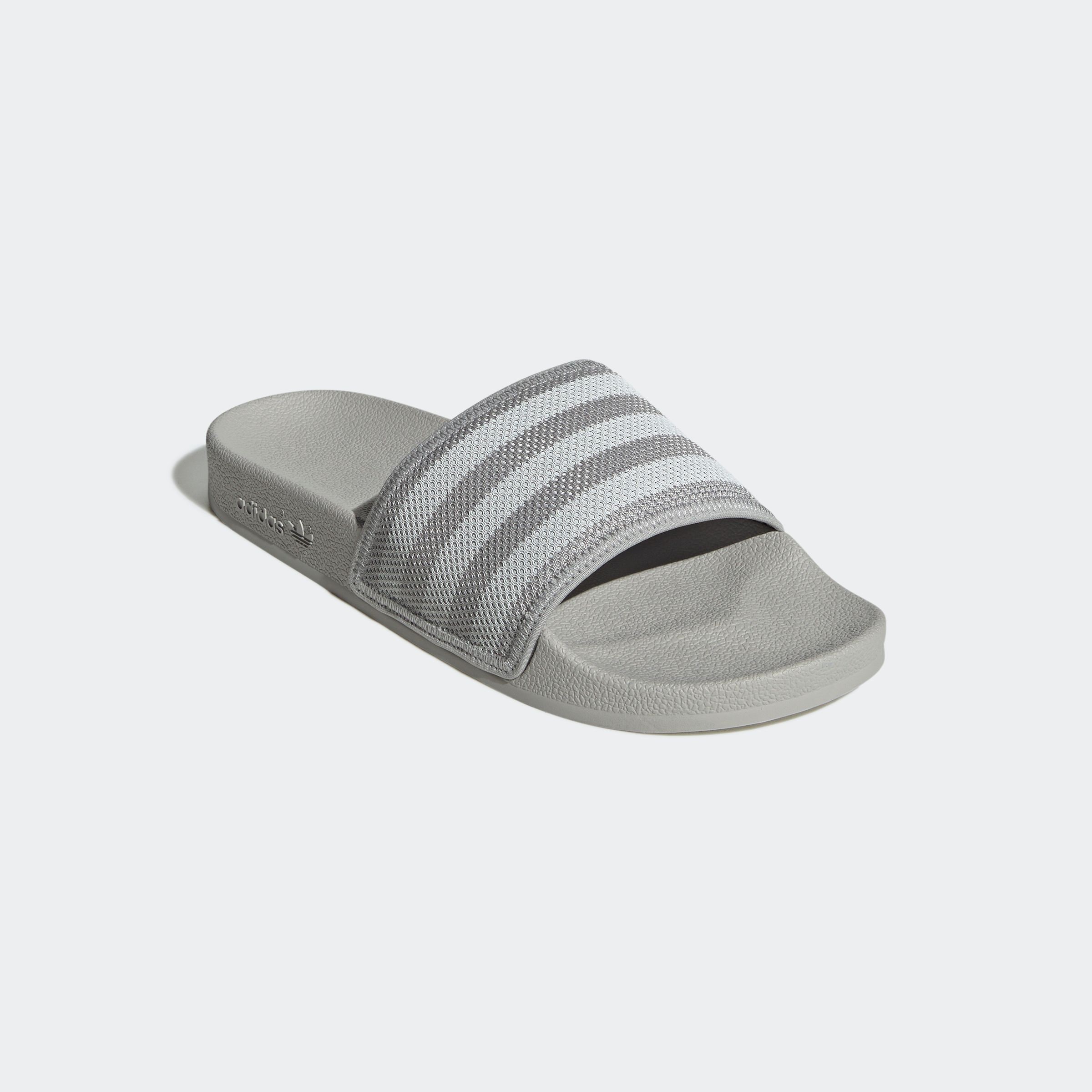 Badesandale ADIDAS ORIGINALS "ADILETTE", Herren, Gr. 39, weiß (grau two, crystal weiß, grau two), Textil, Schuhe