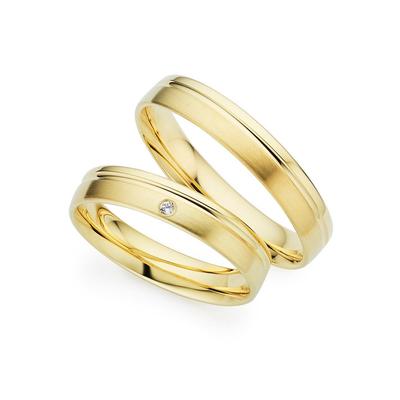 Trauring PHÖNIX "Schmuck Geschenk Gold 333 Trauring Ehering LIEBE versch. Varianten" Gr. 63, gold (gelbgoldfarben), Fingerringe, 63, ohne Brillant, Gelbgold 333, 4,0mm, Made in Germany, wahlweise mit oder ohne Brillant Image