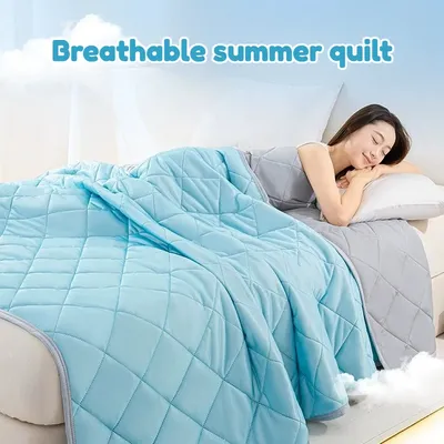 Ice Silk Summer Quilt Washable Thin Air Condition Quilts Soft Skin-friendly Lightweight Comforter Summer Blanket for Adults Kid