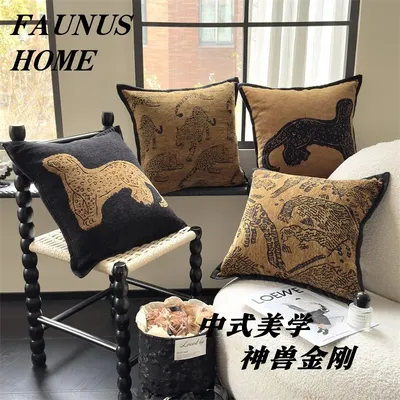 2025 neues mittelalterliches leichtes Luxus-High-End-Sofa-Wurfkissen, neues chinesisches Leopardenbraunes Kissen, Nachttischkissen, Rückenlehne Image