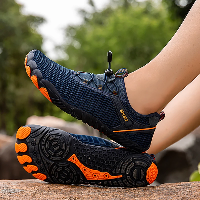 Neue Herren Fünf Finger Schwimmschuhe Wasser Watschuhe Strandschuh Wanderschuhe Atmungsaktive und rutschfeste Outdoor-Sportschuhe Image