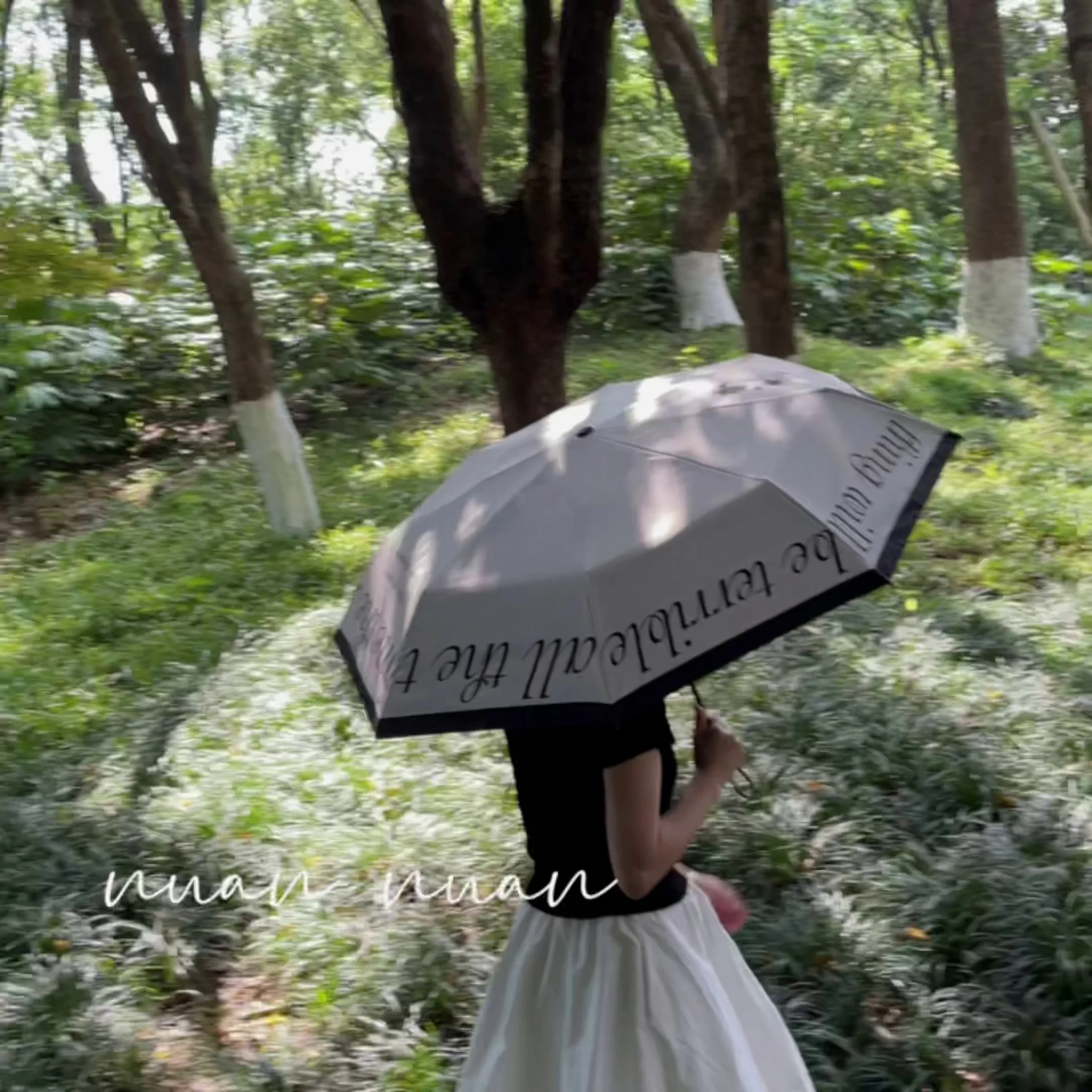 Französischer altmodischer Regenschirm, Anti-UV-Sonnenschutz, Sonnenschutz, dreifach, acht Knochenfalten, automatisch offener Regenschirm für Studenten Image