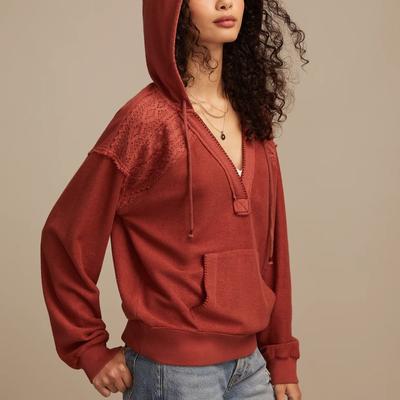 Lucky Brand Crochet Trim Baja Hoodie - Women's Clothing Outerwear Sweatshirts Crewneck Hoodies in Mahogany, Size S