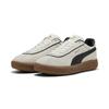Sneaker PUMA "PUMA Club Klassika Sneakers aus Wildleder Damen", Gr. 39, warm weiß schwarz gold, Obermaterial: Textil, Kuhleder, Synthetik; Futter: Textil, Synthetik; Innensohle: Textil; Laufsohle: Gummi, Schuhe