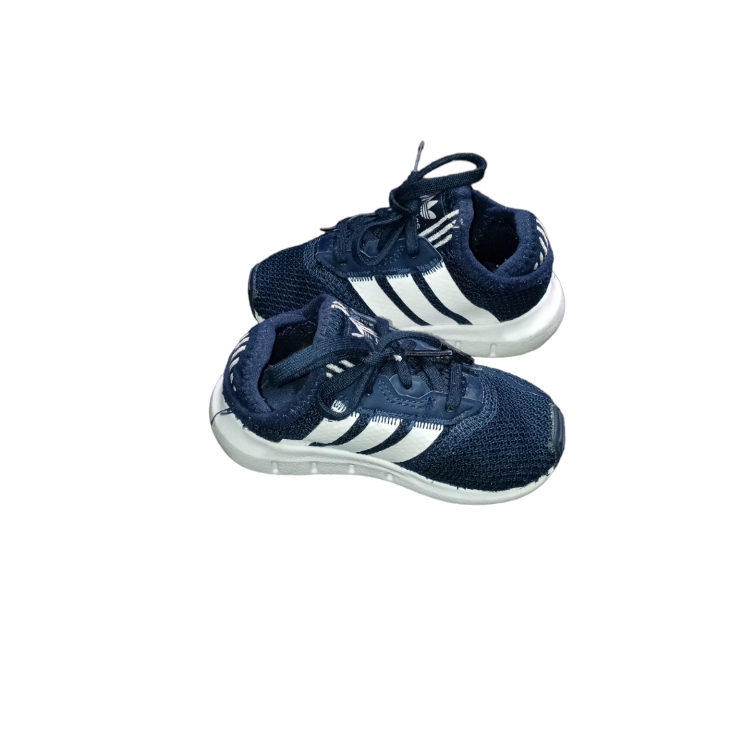 Adidas Shoes | Adidas Originals Swift Essential - Kids Sport Shoes Size 6k | Color: Blue/White | Size: 6bb