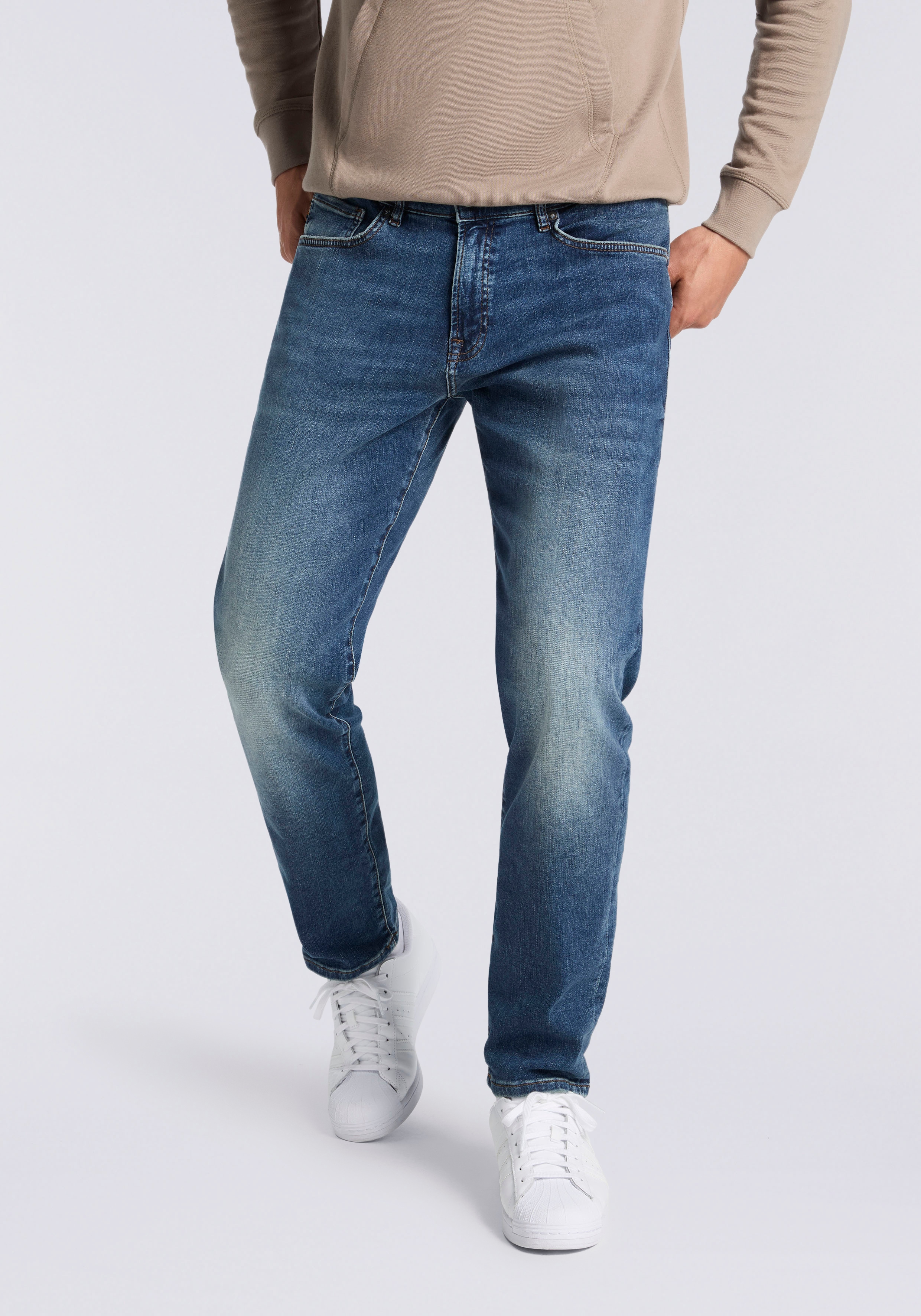 Regular-fit-Jeans BOSS ORANGE "RE.MAINE BO", Herren, Gr. 36, Länge 30, blau (navy411), Denim/Jeans, Obermaterial: 92% Baumwolle, 6% Polyester, 2% Elasthan, unifarben, regular fit lang, Jeans, mit BOSS-Lederbadge