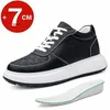 Weiße Leder-Turnschuhe mit dicken Sohlen, Aufzug, Herrenschuhe, Outdoor-Männer, formelle Schuhe, 7 cm, unsichtbare Innenhöhe, zunehmende Sportschuhe