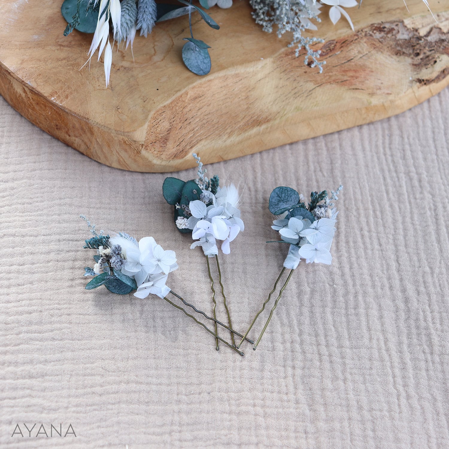 Set DELYA di forcine per capelli con ortensie bianche e grigie conservate per acconciature da sposa primaverili ed estive, accessorio per capelli boho