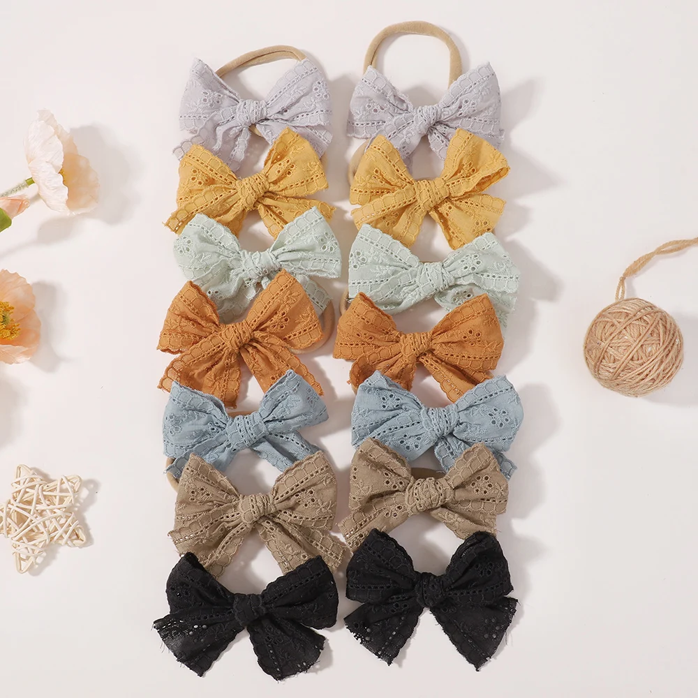 10 stücke Zufällige Farbe Infant Spitze Hohl Weiche Stretch Nahtlose Stirnband Baby Bogen Stirnband Prinzessin Haar Zubehör Image