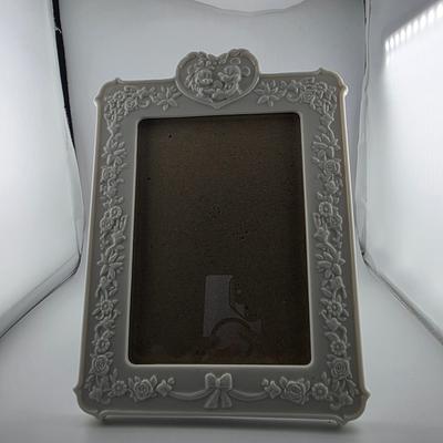 Disney Accents | Disney Photo Frame Mickey & Minnie Mouse Floral White Picture Frame 4x6 | Color: White | Size: Os