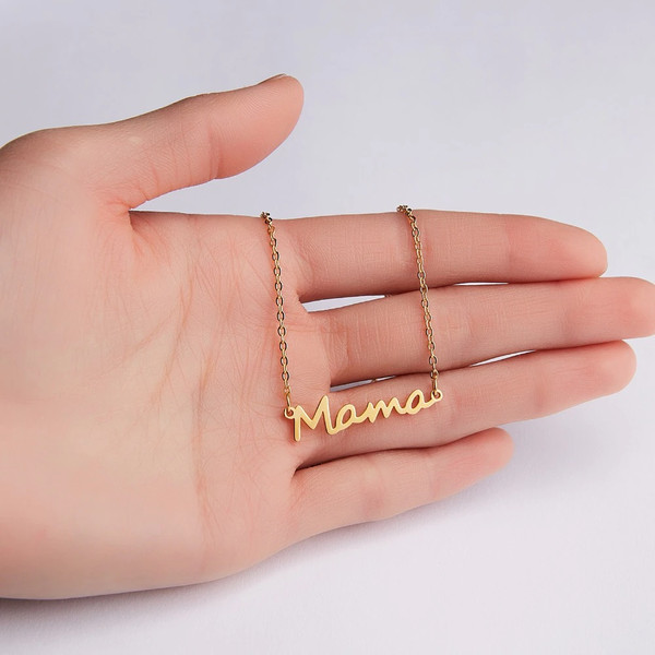Letter Mama Necklace Gold Chain Letter Mama Necklace Gold Chain