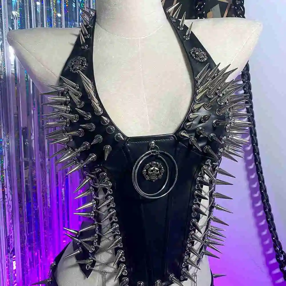 Y2K Goth Top für Damen, Emo-Kleidung, Gothic Boho Tanktops mit Spikes, Punk Rock Star Style für Teenager, Festival-BH, Grunge T-Shirt
