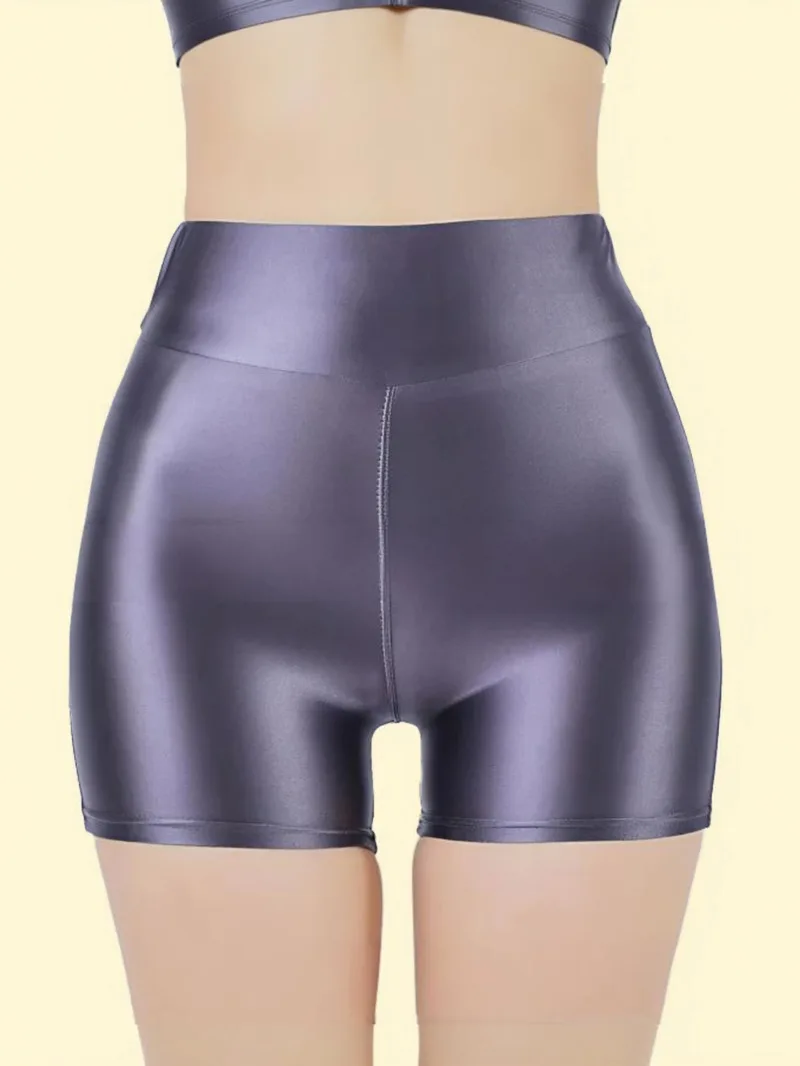 Glänzende, glänzende, glatte Shorts in Übergröße, sexy Yoga-Fitness, heiße, schlanke, modische Damen-Shorts, 2025, neue Mode, süße Öligkeit, ELS1 Image