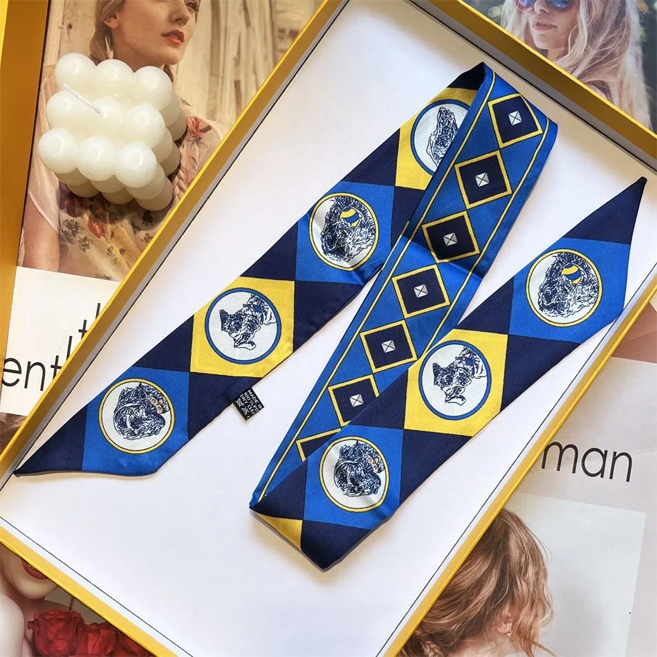 Hundekopf-Schal mit Tiermotiv für Damen, Ganzjahres-Twill-Seidenband, vielseitig einsetzbar als Taschengurt, Haarband, Krawatte, perfektes Geschenk Image