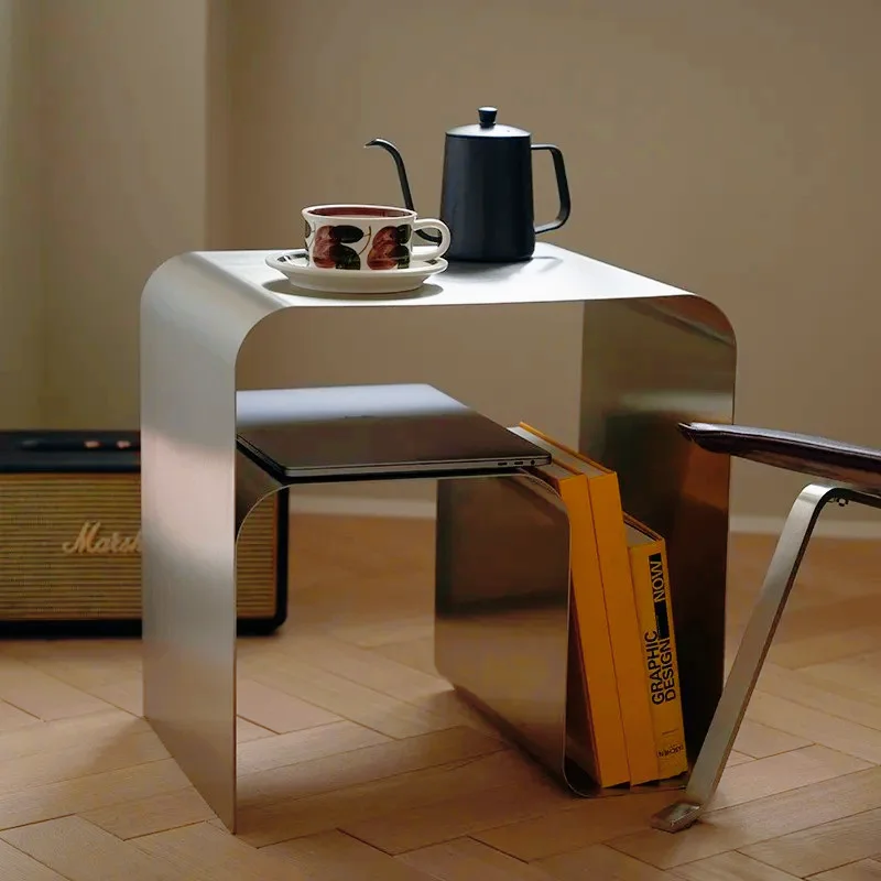 Beistelltisch, integral geformter Aufbewahrungsschrank, Couchtische, Vintage-Nachttisch aus Bauhaus, antiker, minimalistischer Nachttisch aus Edelstahl Image