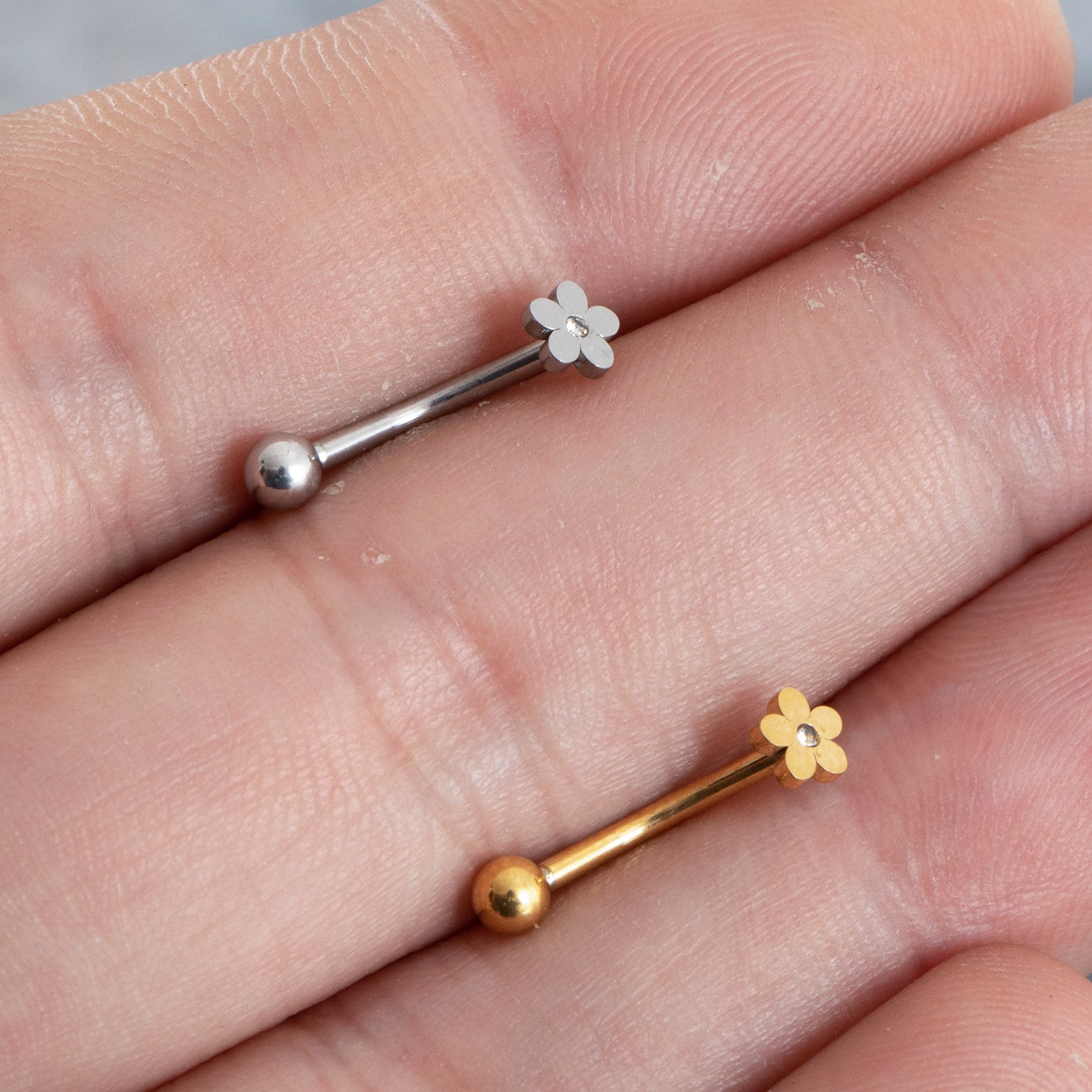 Sopracciglio a fiore da 16 g, anello per sopracciglia, bilanciere a forma di torre, gioielli per piercing, orecchini a forma di torre, sopracciglio, g
