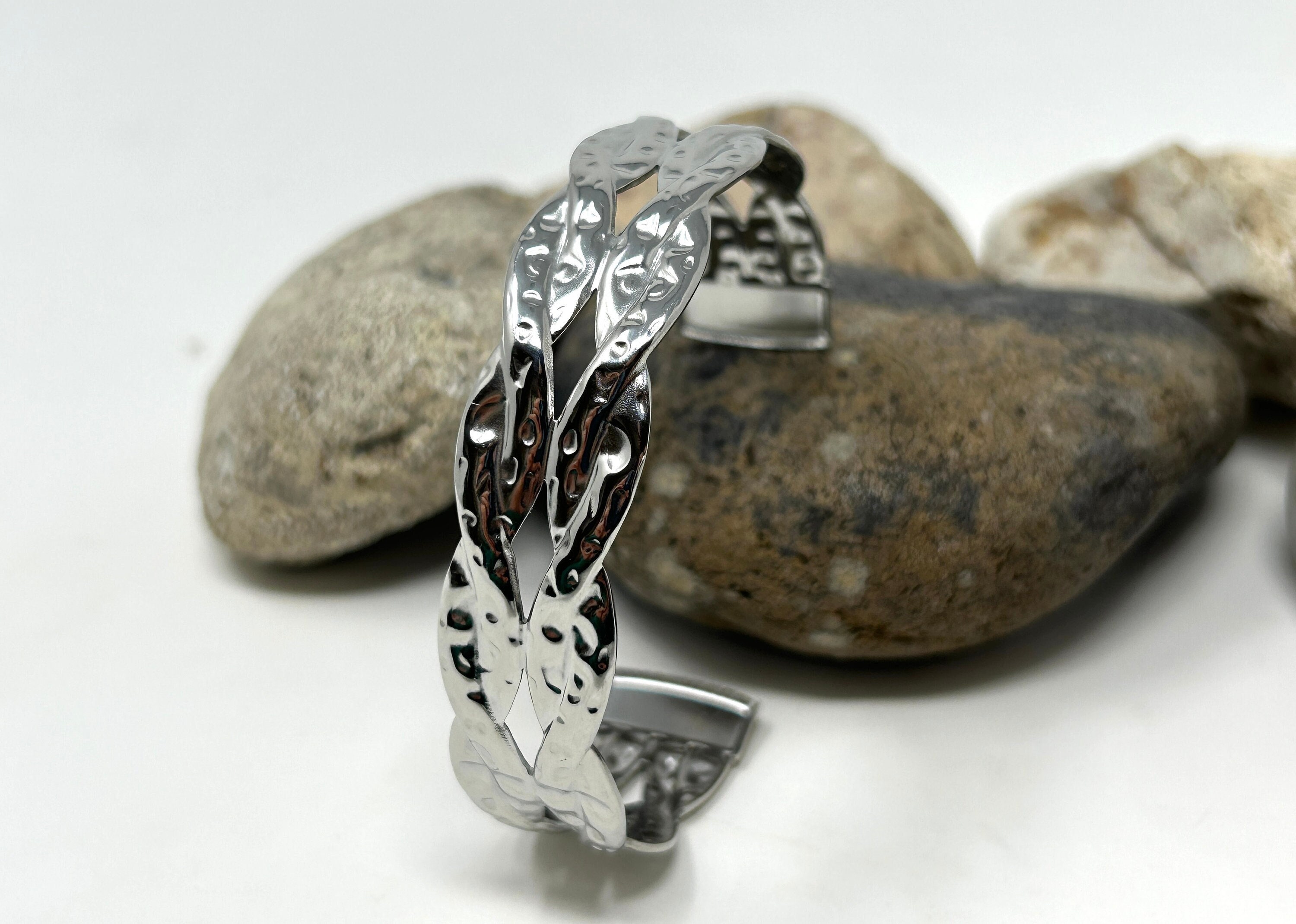 Bracciale in acciaio inossidabile, bracciale martellato, bracciale rigido, bracciale unisex, bracciale intrecciato, bracciale in argento, bracciale in