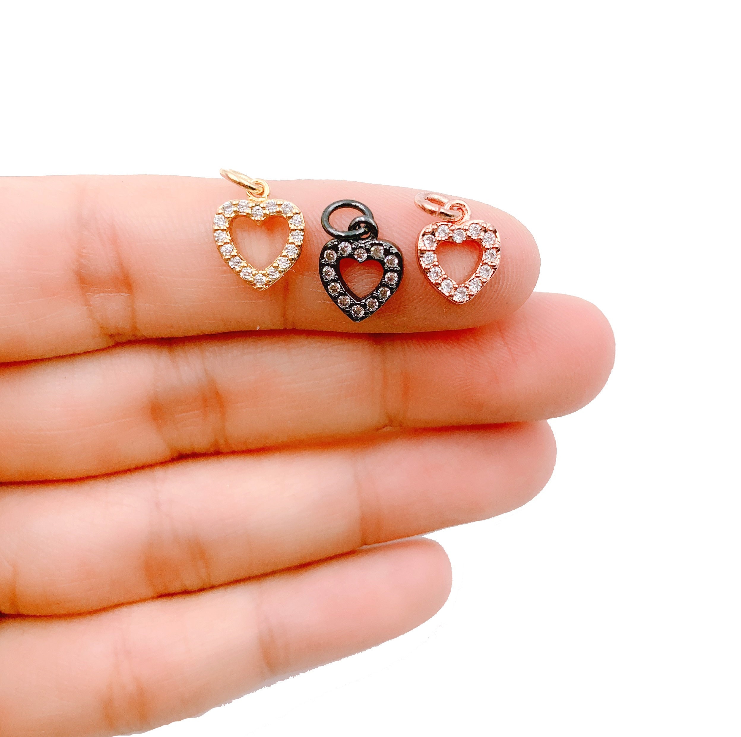 Ciondolo a forma di cuore, ciondolo a forma di cuore con micro pavé di zirconi cubici dorati, ciondolo a forma di cuore, ciondolo a forma di cuore, co