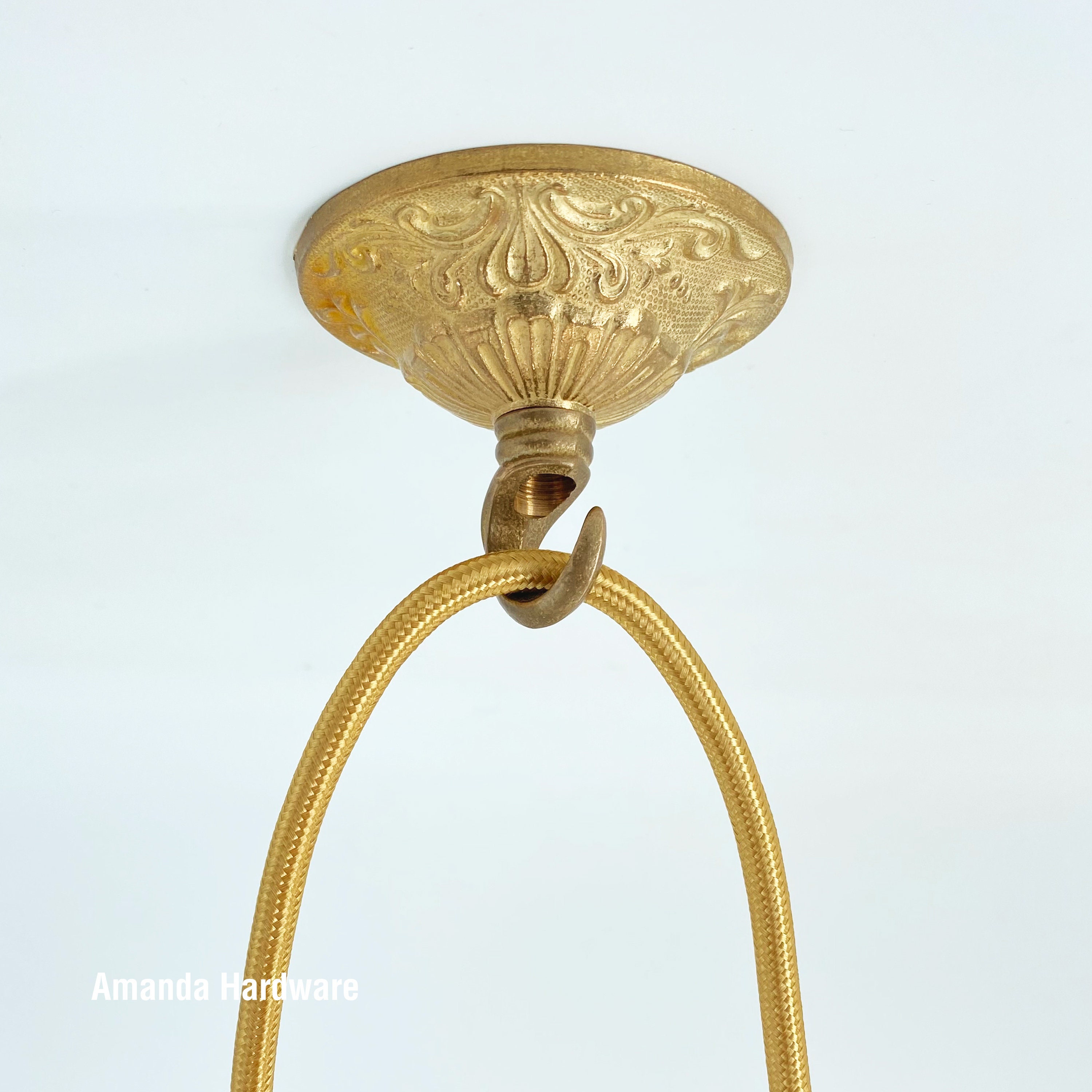 Gancio a cupola in ottone floreale per appendere fioriere, campanelli eolici e luci pendenti a festoni - Gancio aperto decorativo in stile Art Nouveau