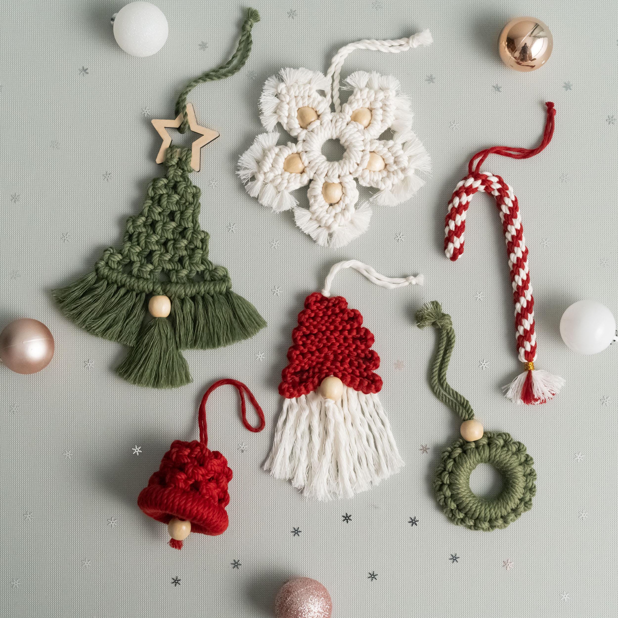 Set di ornamenti natalizi, decorazioni natalizie, Natale in macramè, Natale in stile bohémien, ornamenti fatti a mano, ornamenti in macramè, decorazio