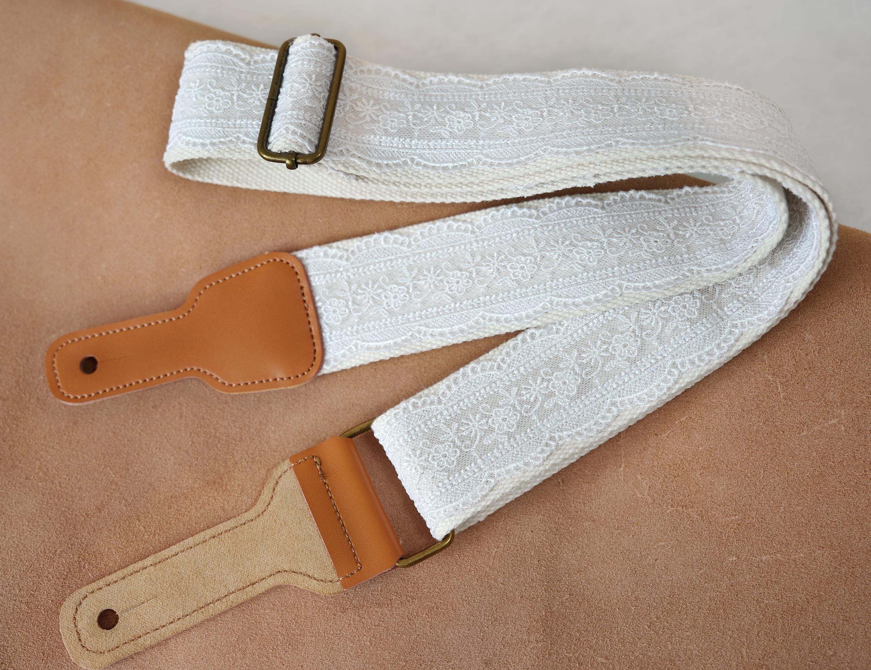 Tracolla per chitarra in pizzo, tracolla con punte in vera pelle, tracolla universale per chitarra, tracolla per chitarra in morbido cotone, regalo pe