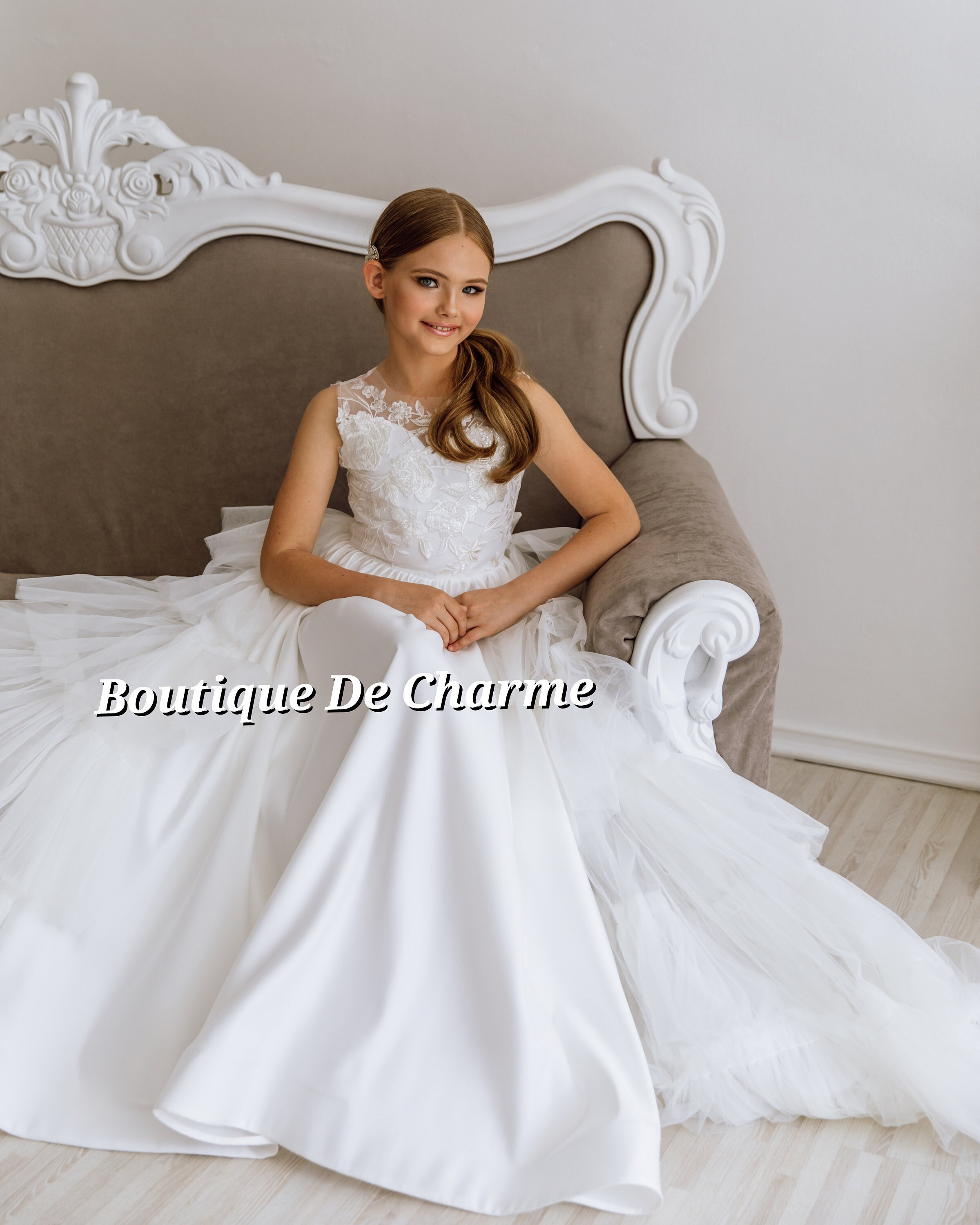 Abito da ragazza di fiori Boho, Abito da prima comunione, Abito da ragazza in pizzo, Abito Tutu, Abito formale da ragazza, Abito da ragazza di fiori i