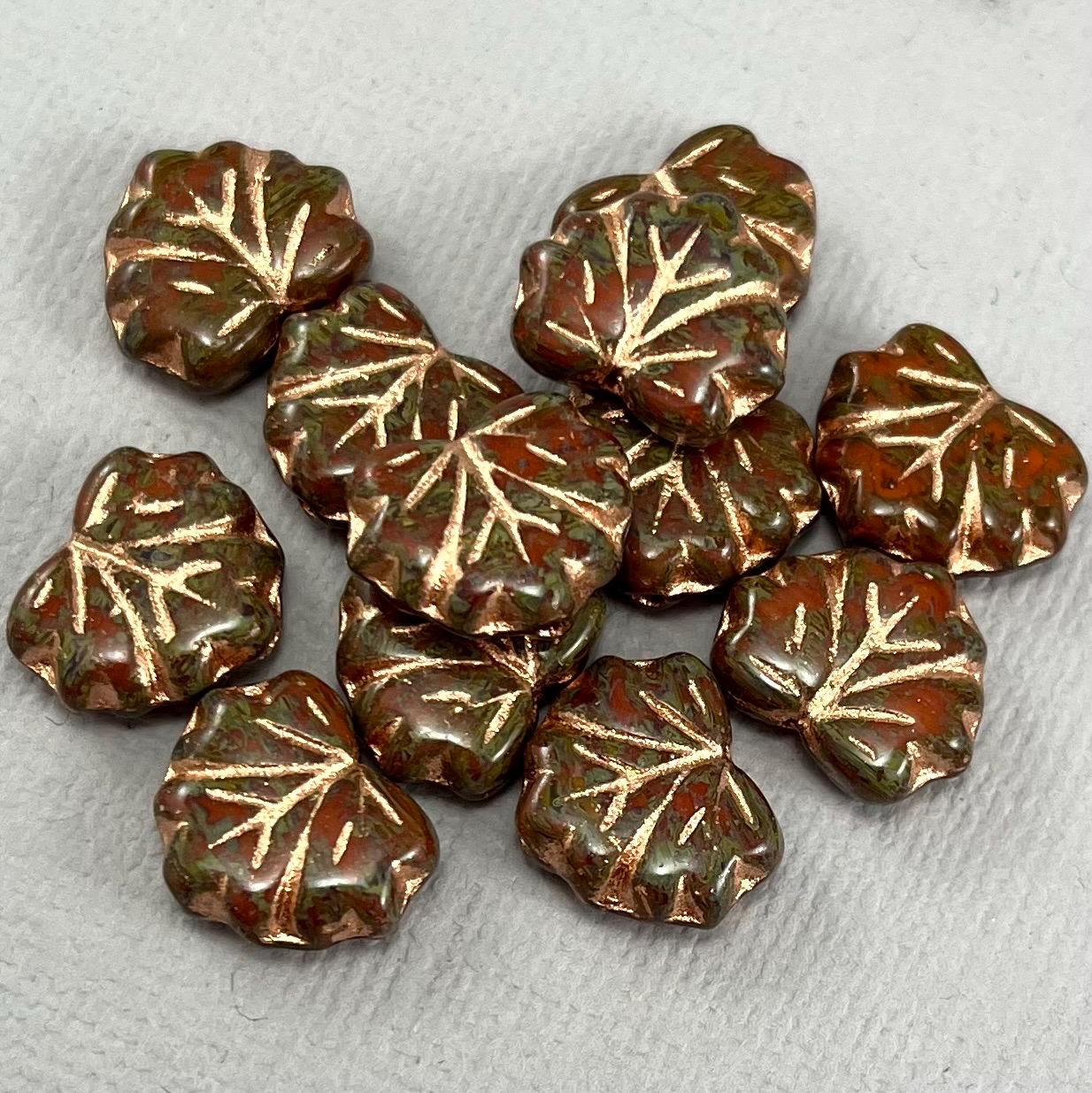 Perline di vetro ceco marrone foglia d'acero, perline pressate, picasso marrone pesante, lavaggio oro rosa - 13 mm x 11 mm - 10 o 20 pezzi - LF040-b17
