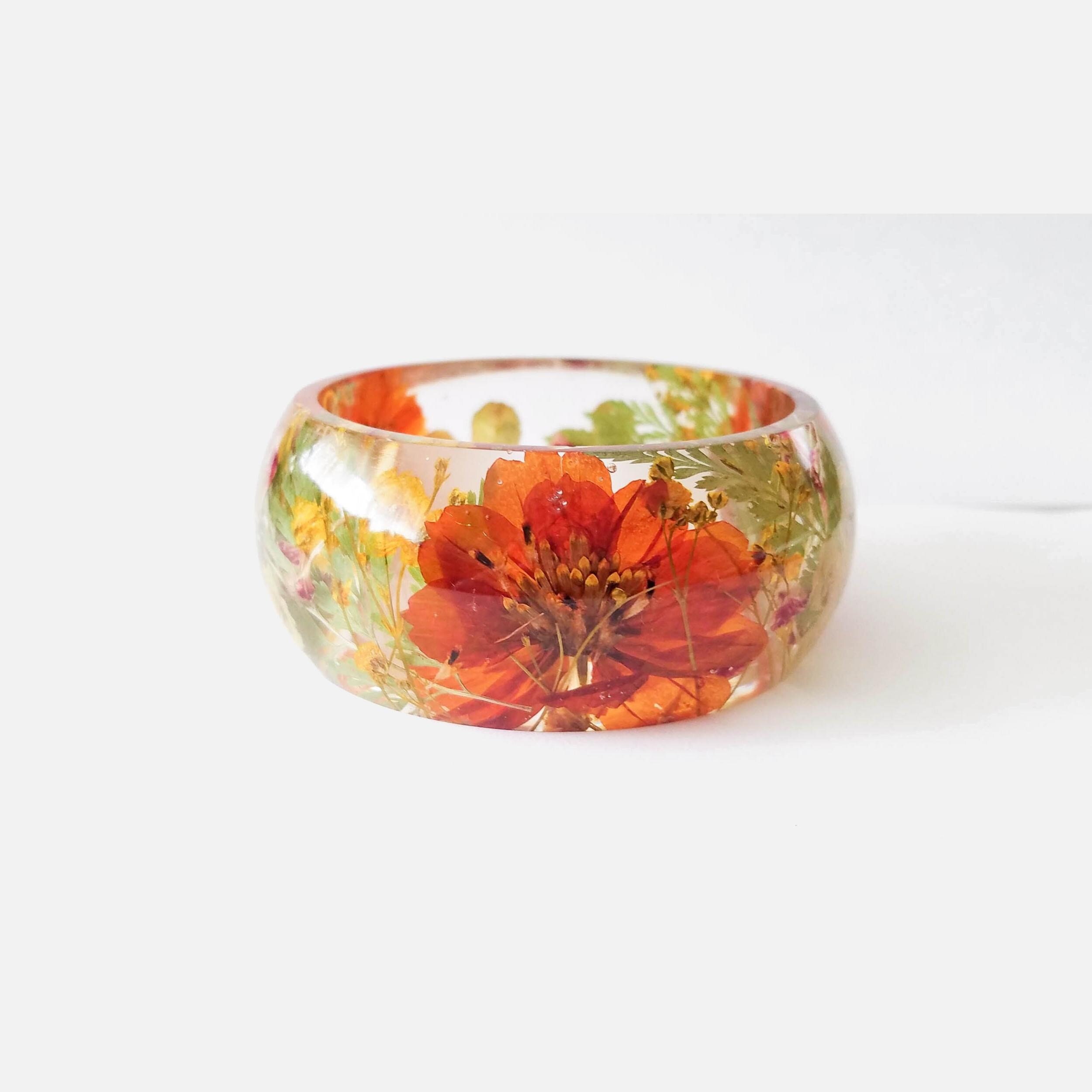 braccialetto di fiori pressati, braccialetto di resina, bracciale di resina, gioielli di fiori, gioielli di fiori che sbocciano, braccialetto di fiori