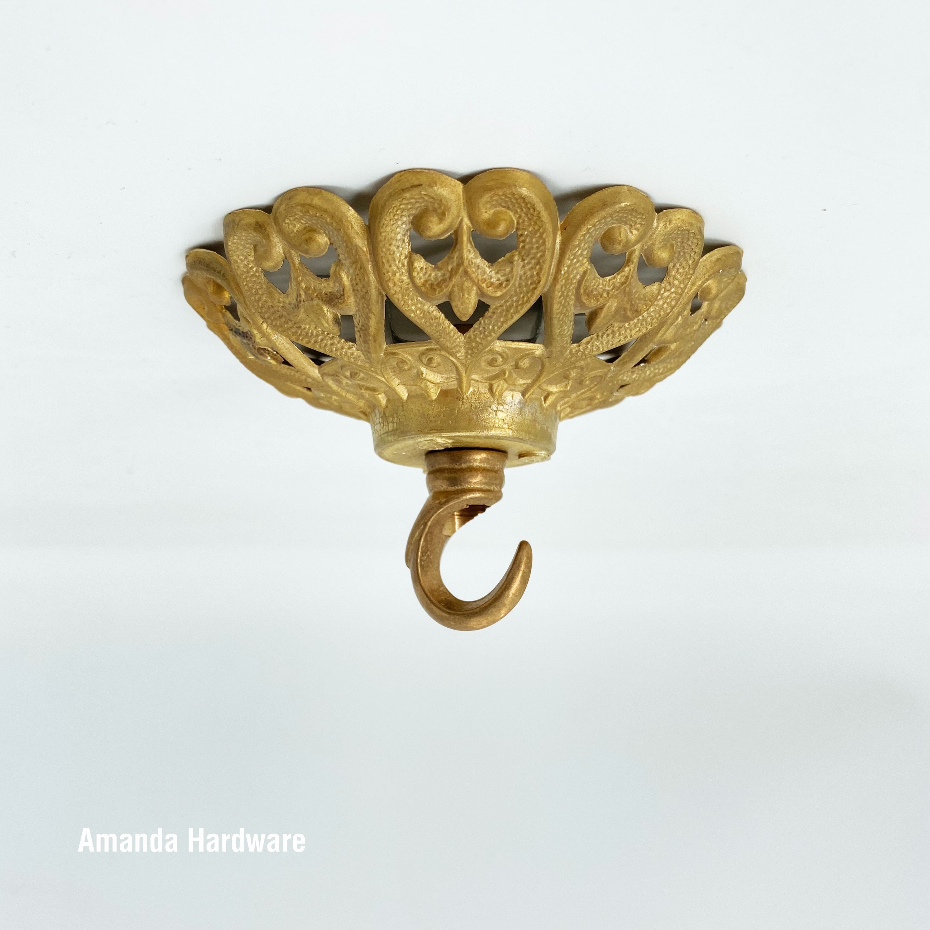 Gancio a forma di cupola a forma di cuore in ottone per appendere fioriere, campanelli eolici e luci pendenti a festoni - Gancio aperto in stile Art N
