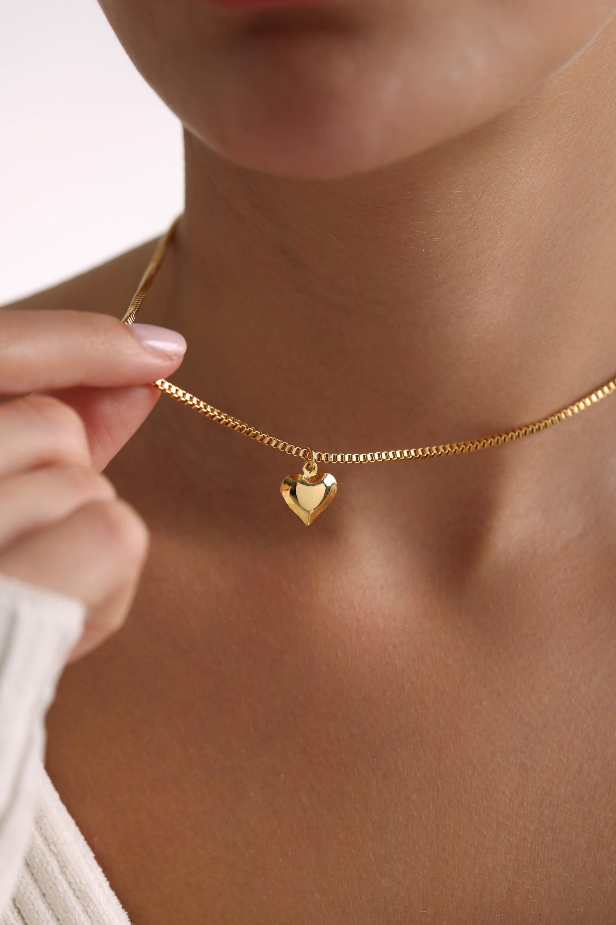 Collana con cuore gonfio placcato in oro, collana con cuore delicato, collana con cuore gonfio, regalo per San Valentino, regalo per la mamma, regalo