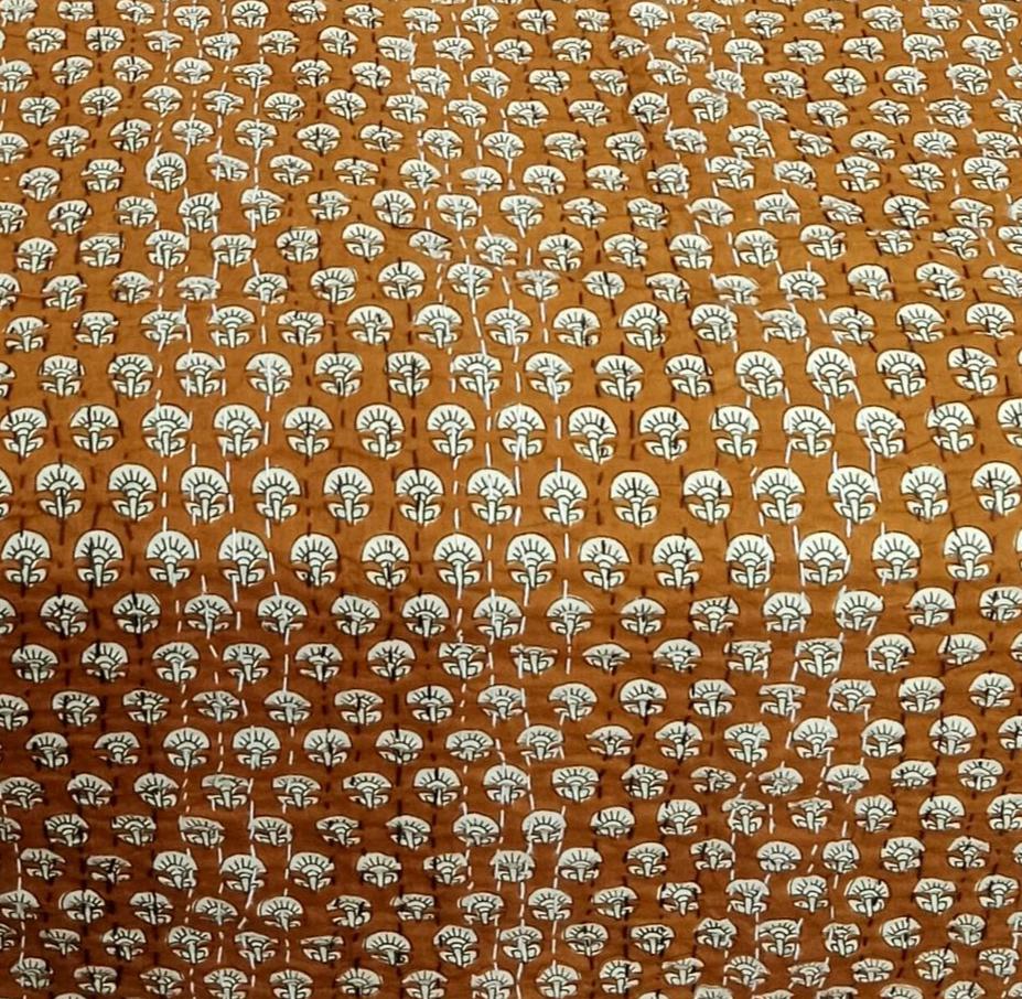Trapunta Kantha floreale, trapunta Kantha stampata a mano, trapunta Kantha indiana, trapunta Kantha in cotone fatta a mano, copridivano