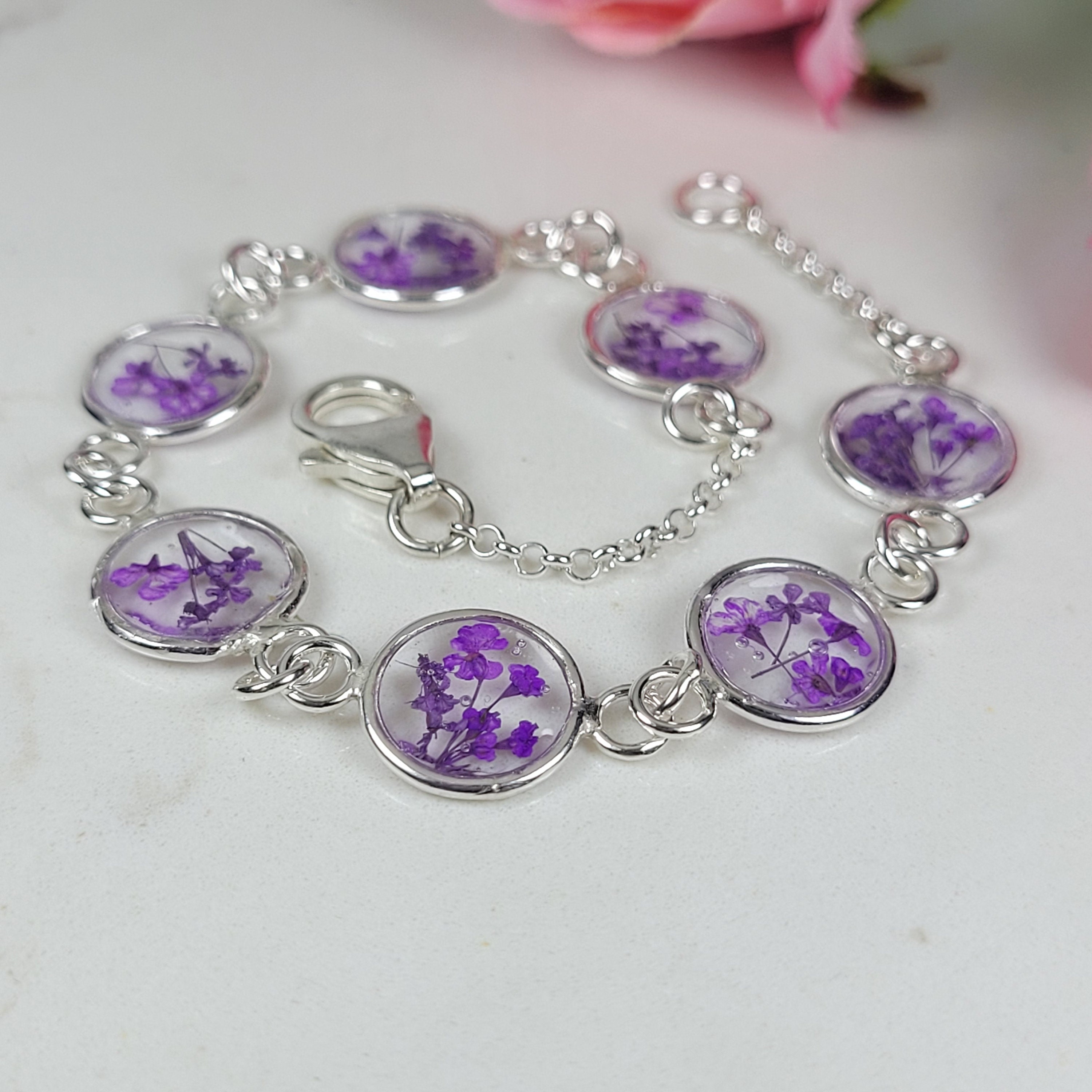Braccialetto con fiori viola, braccialetto delicato in argento, braccialetto ispirato alla natura, gioiello artigianale, regalo di compleanno per lei