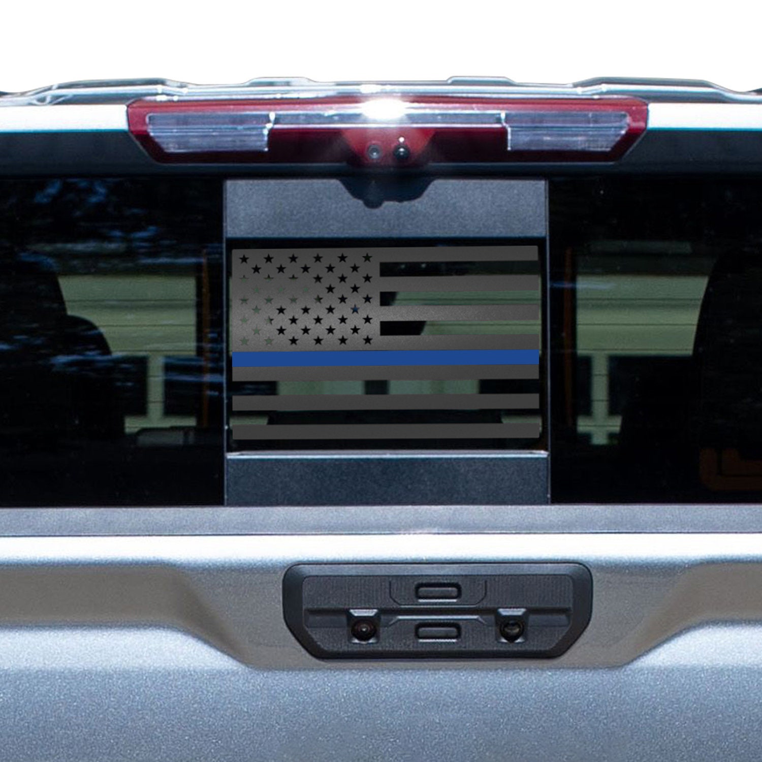 Adesivo in vinile con bandiera americana, sottile linea blu-rossa, adatto per Chevy Silverado GMC Sierra 2019-2026, finestrino posteriore centrale.