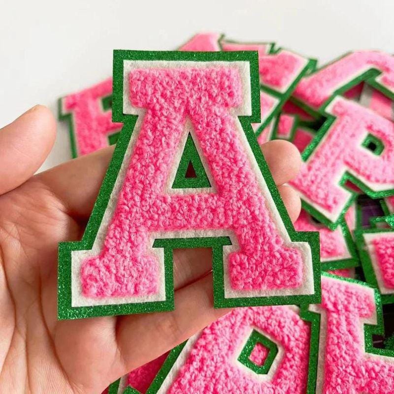 Toppa termoadesiva in ciniglia con lettere rosa da 3,1 pollici, toppa con lettere glitterate verdi, lettere ricamate, toppe con alfabeto fai da te con