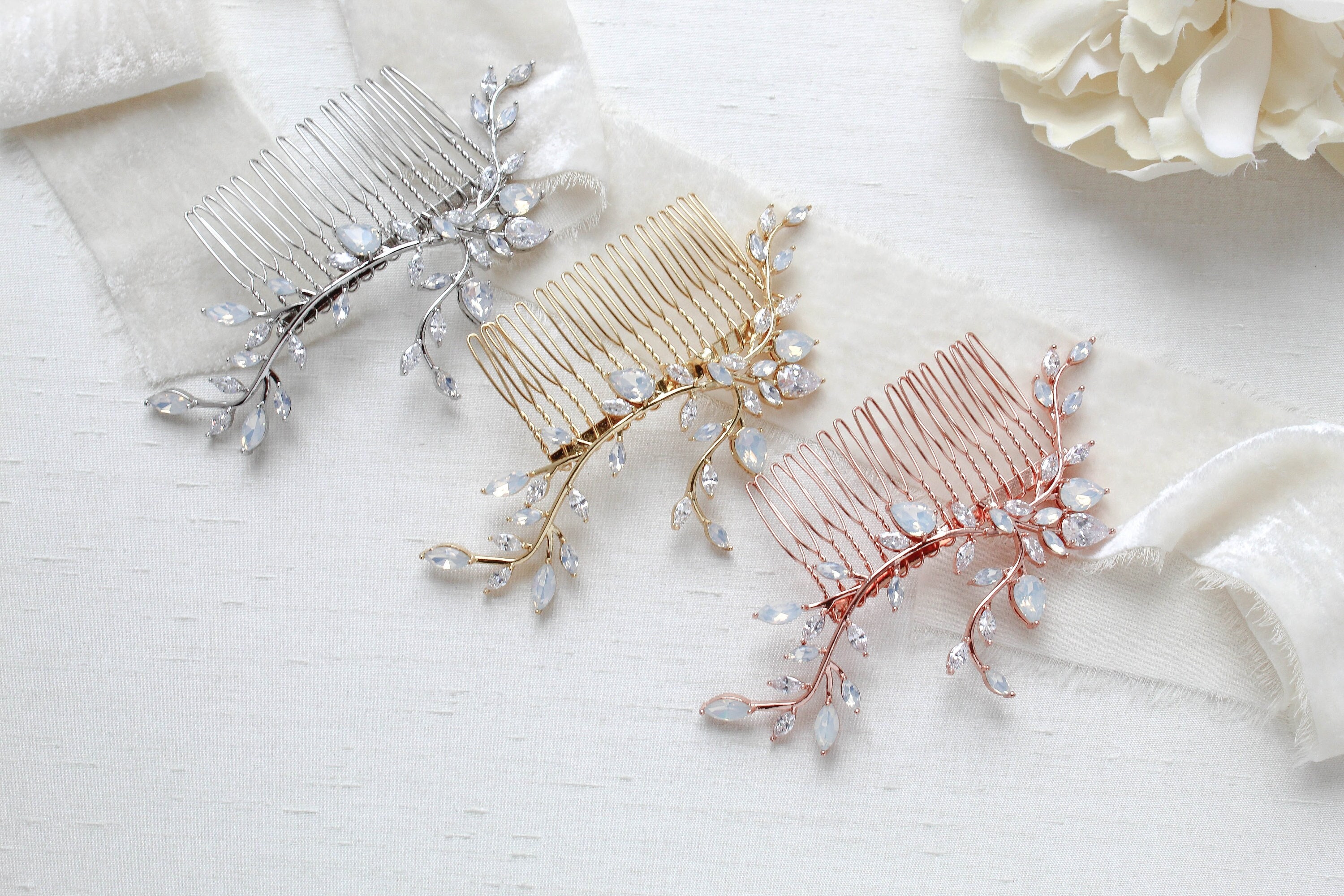 Pettine per capelli da sposa in oro rosa, accessorio per capelli da sposa in opale bianco, pettine da sposa in cristallo per la sposa, accessorio per