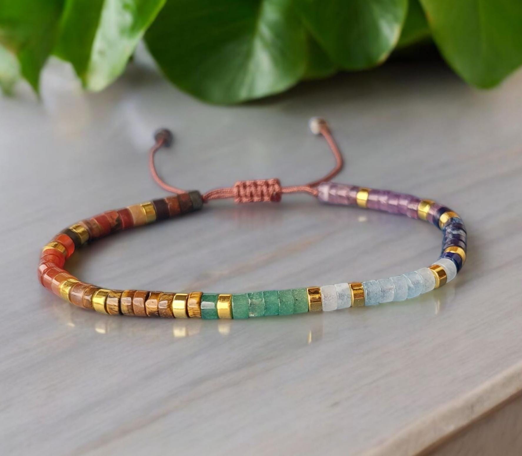 Nuovo braccialetto 7 Chakra 2 x 4 mm Meditazione Boho Yoga Bracciale con pietre preziose, Equilibrio, potere, protezione, calma, radicamento, forza, c