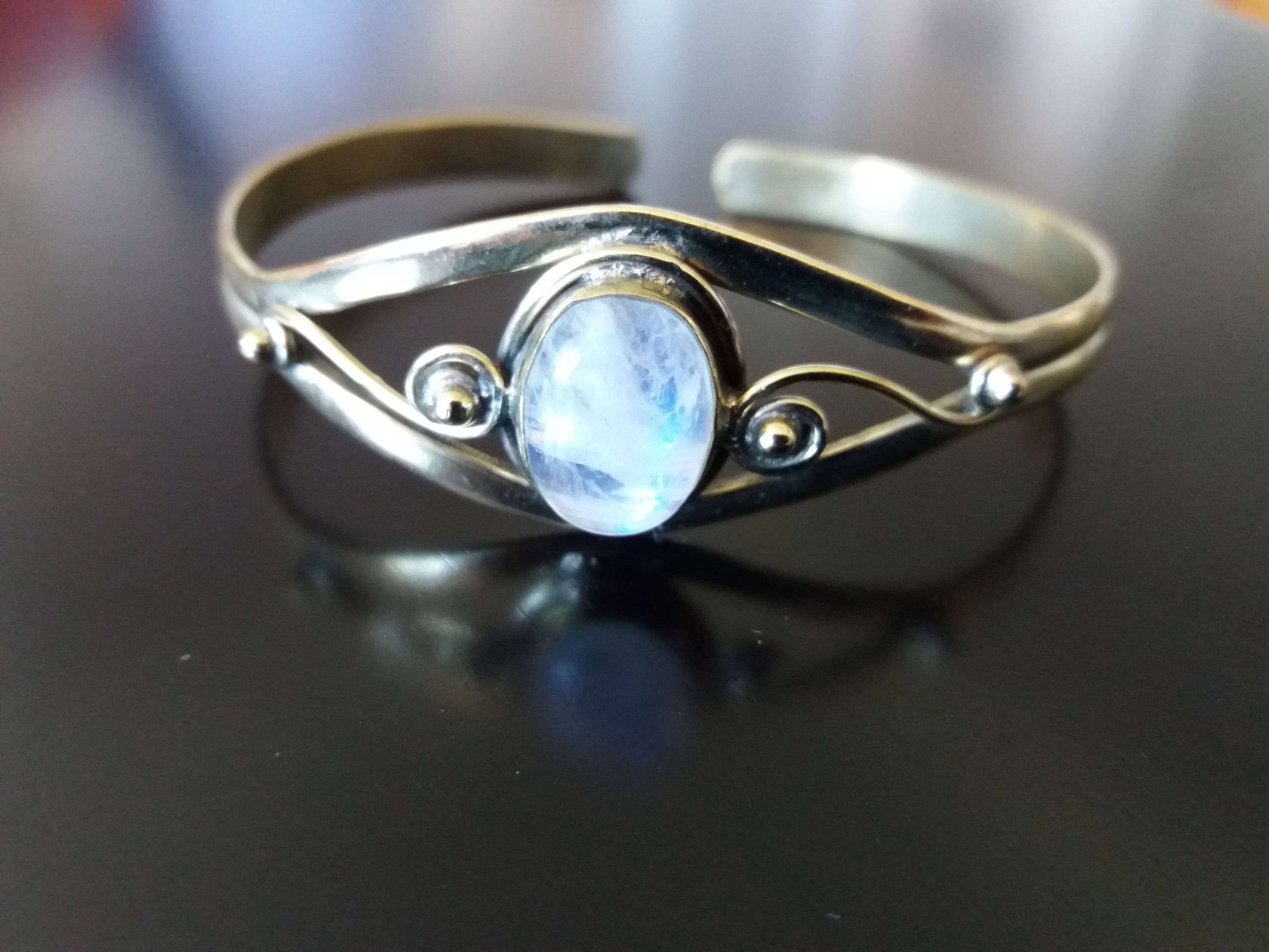 Bracciale in ottone con pietra di luna, braccialetto con pietra di luna, braccialetto regolabile, braccialetto tribale, braccialetto etnico, bracciale