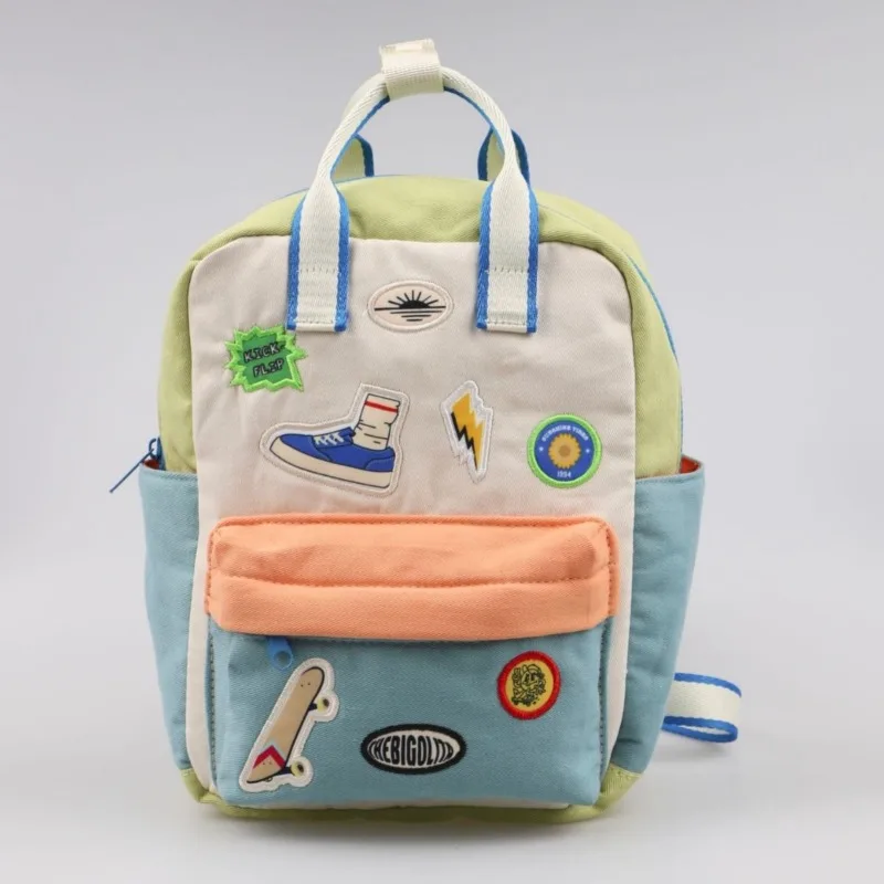 2025, neue Sportschuhe, Stickerei, tägliches Spiel, mit kleinem Rucksack und leichter Kindergarten-Schultasche