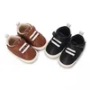 Neue weiße Schuhe, Babyschuhe, Freizeitschuhe, weiche Sohlen, Baby-Wanderschuhe, 1 Juni Oktober, männliche und weibliche Babys