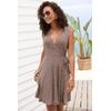 Strandkleid S.OLIVER, Damen, Gr. 46, N-Gr, braun (braun beige), Single Jersey, Obermaterial: 95% Viskose, 5% Elasthan, geblümt, bedruckt, modisch, figurumspielend kniefrei, V-Ausschnitt, ohne Ärmel, Kleider, mit zartem Blumenprint und Bindeband