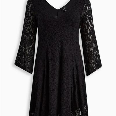 Torrid Dresses | Torrid Deep Black Lace Bell Sleeve Fluted Mini Dress In Size 1 | Color: Black | Size: 1x