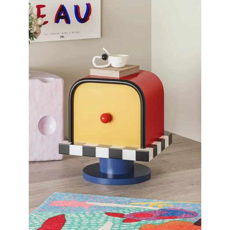 Cremefarbener Dopaminfarbener Briefkasten-Nachttisch für Wohnzimmer, Schlafzimmer, Nachttisch im Ins-Stil, kreativer kleiner Schrank