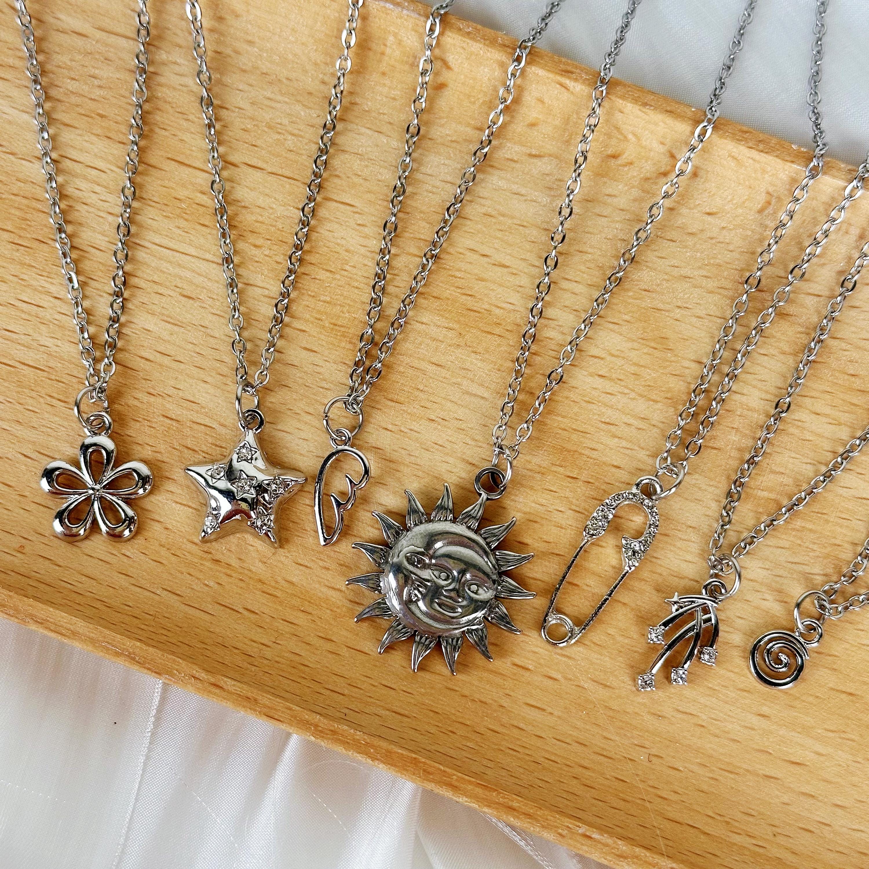 Collana vintage Y2K, collana Y2K in argento, collana Y2K punk con stella solare, collana Y2K regolabile, collana Y2K delicata, collana con catena spes