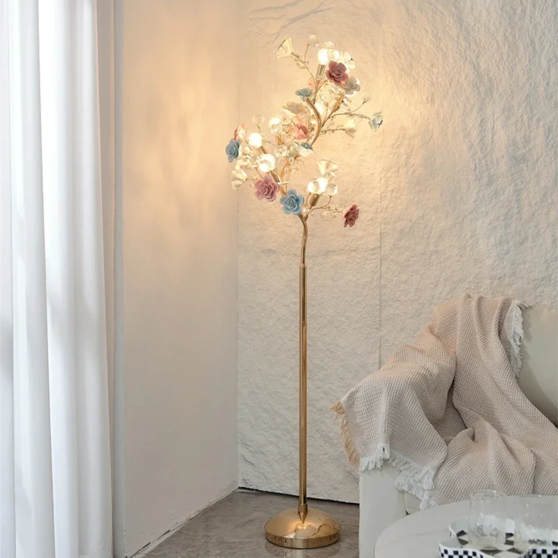 Französisch pastorale Wohnzimmer Villa Stehlampe Schlafzimmer Studie Modell Zimmer Internet Celebrity Stehlampe Hotel Licht Luxus vertikal