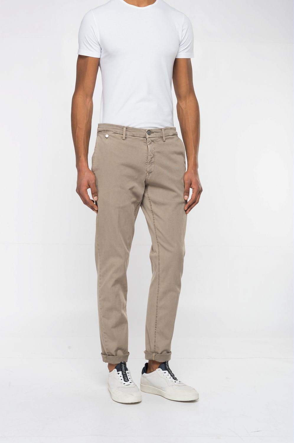 Chinohose REPLAY "Benni Regular Slim", Herren, Gr. 34, Länge 34, beige (sand), Web, Obermaterial: 91% Baumwolle, 6% Elastomultiester, 3% Elasthan, regular fit lang, Hosen Chinohose