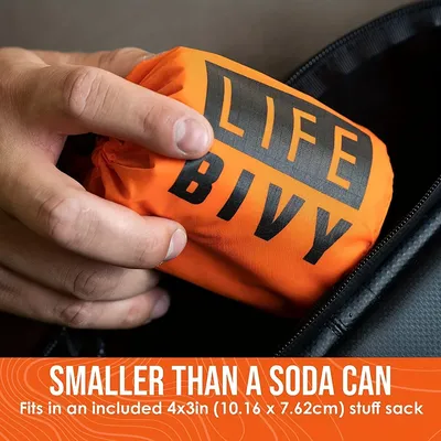 Emergency Sleeping Bag Ultra Waterproof Mylar Thermal Blankets Lightweight Survival Sleeping Bag Keep Warm for Camping Hiking