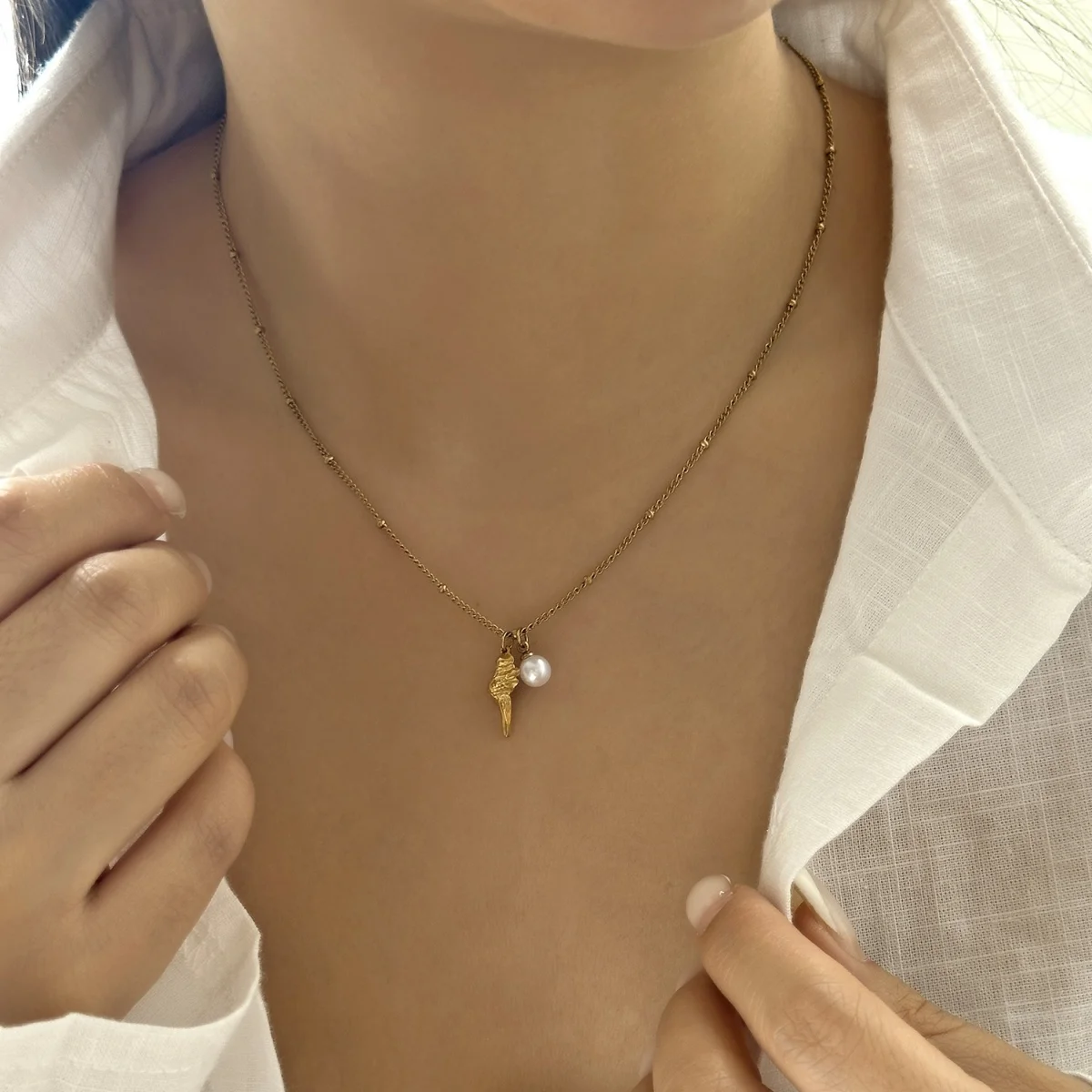 Edelstahl Kleine Conch Imitation Perle Anhänger Halskette Für Frauen Männer Einfache Metall Shell Ozean Halsband Sommer Strand Schmuck Image