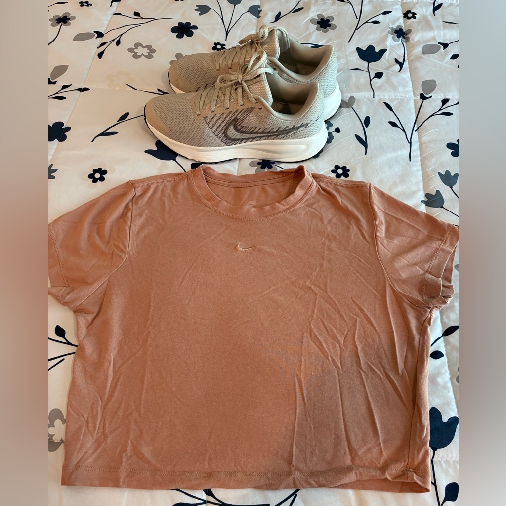 Nike Shoes | Women's Nike Run Defy Running Shoes With Nike Shirt | Color: Orange/Tan | Size: 8.5